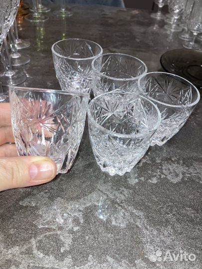Хрустальные фужеры и рюмки