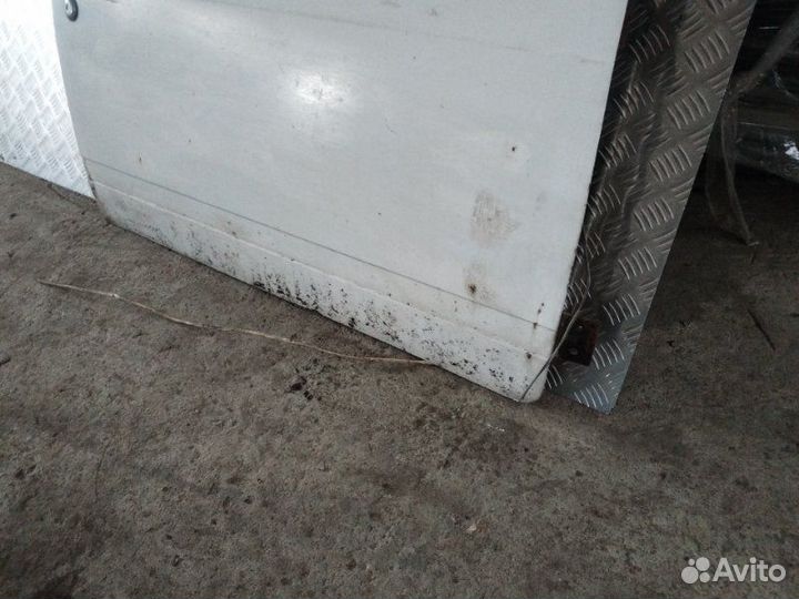 Дверь передняя правая Ваз 2105 седан 1.5 2005