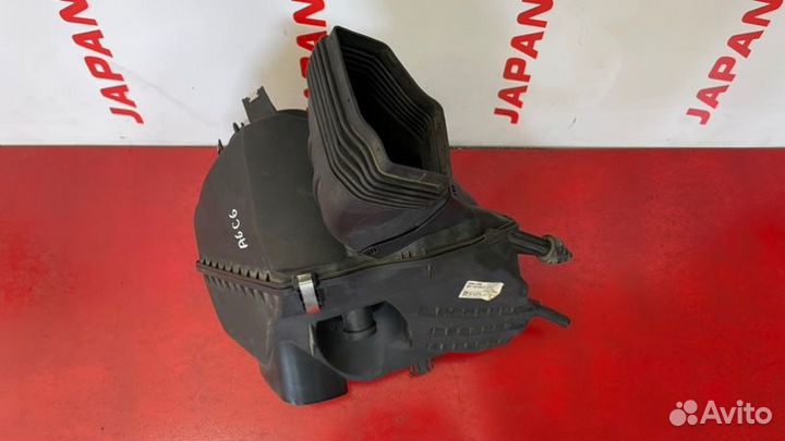 Корпус воздушного фильтра Audi A6 С6 2.4