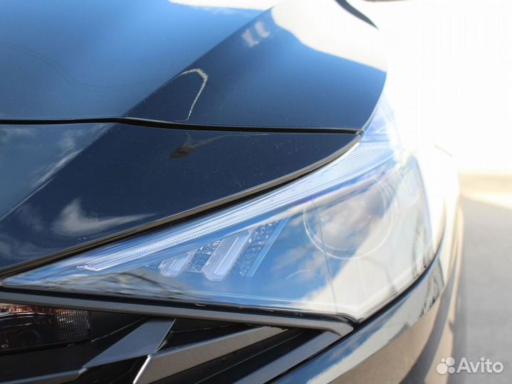 Hyundai Elantra, 2023