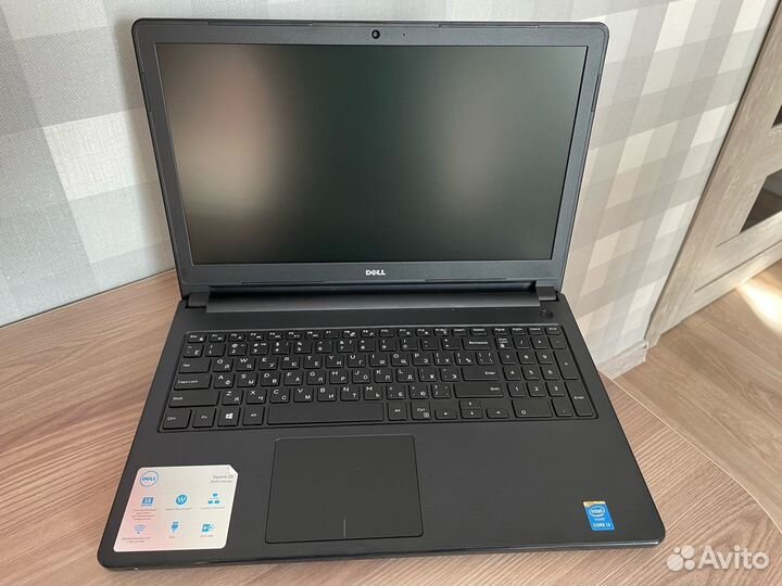 Ноутбук Dell vostro 15