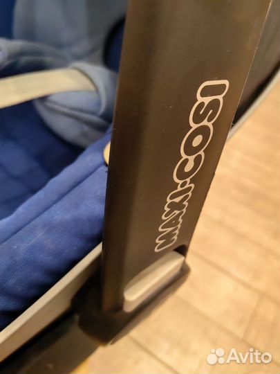 Автолюлька maxi cosi с базой