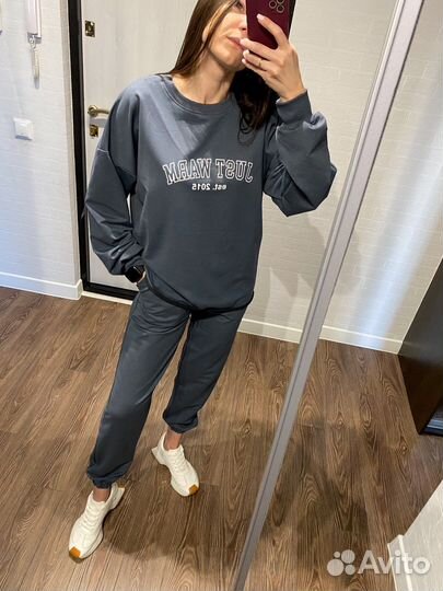 Спортивный костюм женский новый