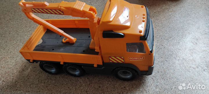 Машина кран Полесье