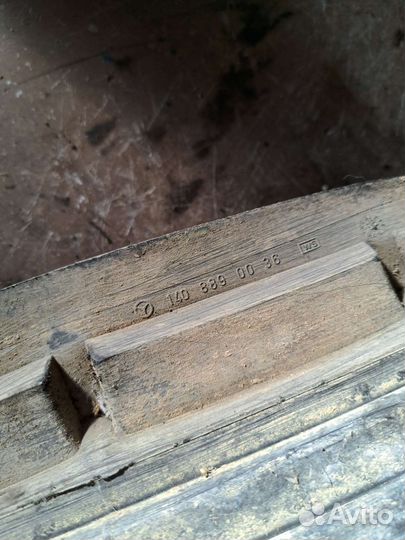 Воздухозаборник радиатора Mercedes W140