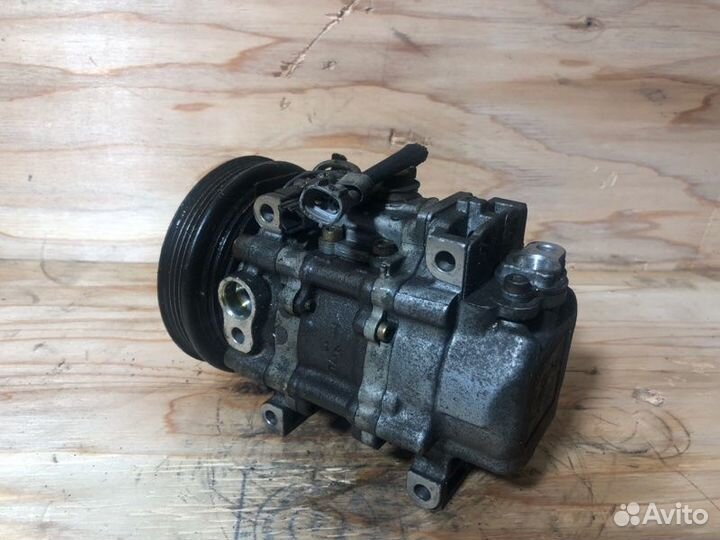 Компрессор кондиционера Subaru Legacy BH5 EJ20