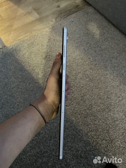 Планшет lenovo