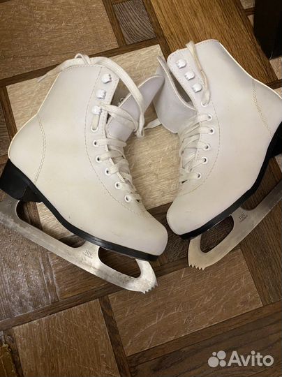 Коньки для девочки 30-33, 33-34 размер