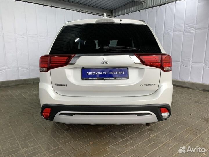 Mitsubishi Outlander 2.0 CVT, 2019, 136 765 км