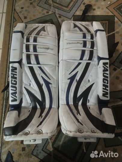 Вратарские щитки vaughn