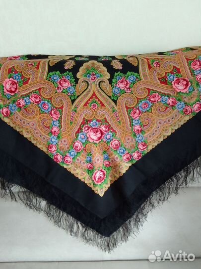 Павловопосадский платок шерсть Мгновение