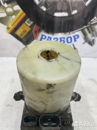 Насос гур Skoda Fabia 2