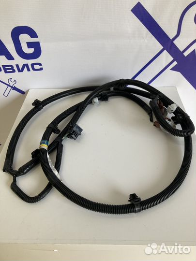 Жгут электропроводки toyota 8211460120