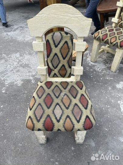 Стулья деревянные мягкие