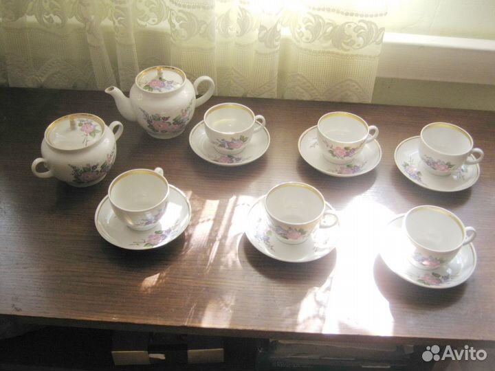 Чайный сервиз Красный фарфорист