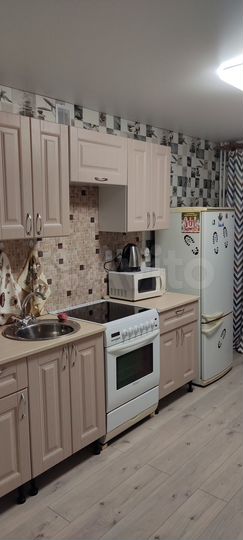 2-к. квартира, 84 м², 1/13 эт.