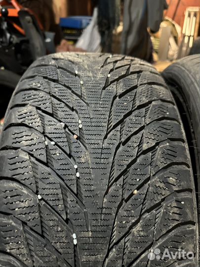Nokian Tyres Hakkapeliitta R2 235/45 R18