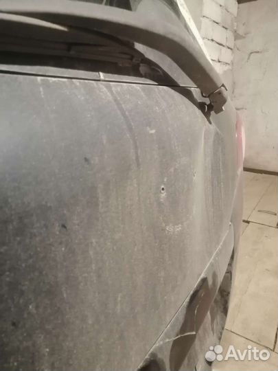 Дверь багажника Mazda Demio DY5W