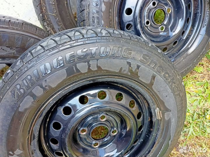 Bridgestone Sneaker 185/75 R14