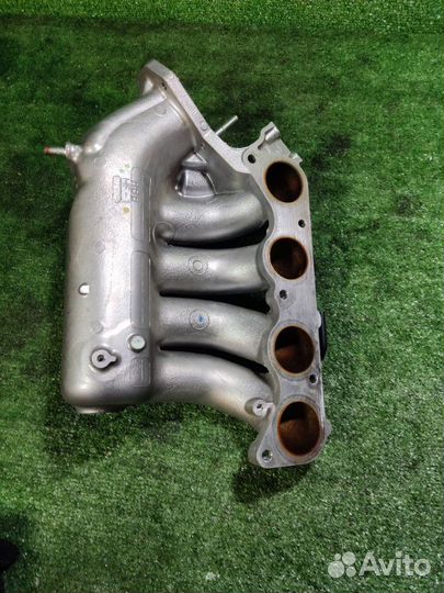 Впускной коллектор Honda Accord 2.4 K24A
