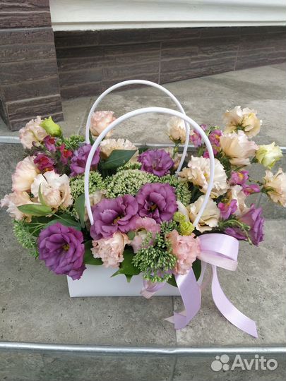 Цветы в коробке