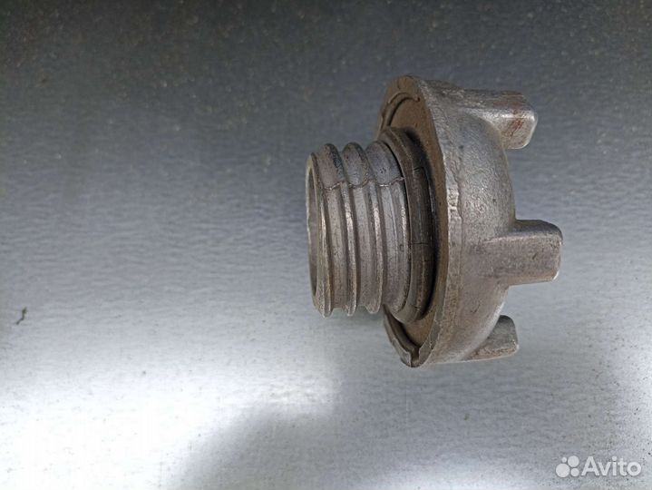 Крышка бензобака с кодовым замком