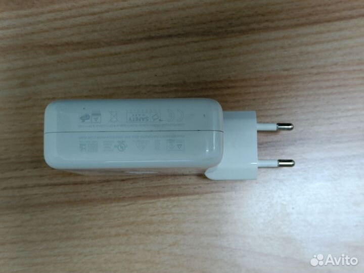 Блок питания Apple USB-C 67W