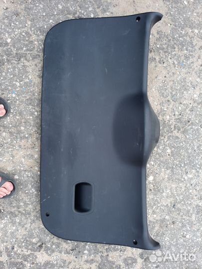 Обшивка крышки багажника Форд Фъюжен