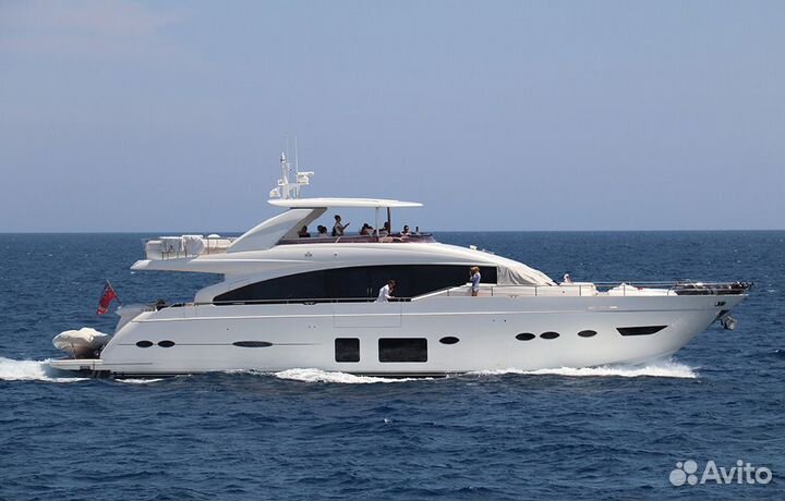 Аренда яхты Princess 88 на Кипре