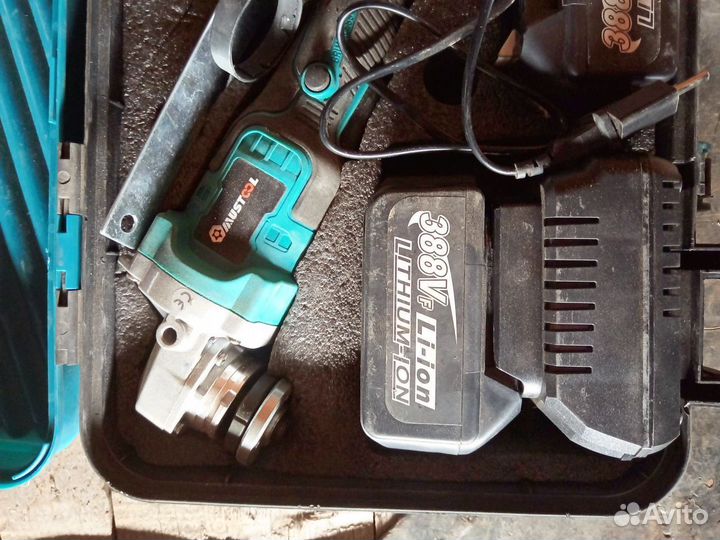 Набор электроинструментов