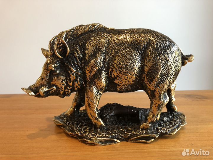 Кабан секач большой. Бронза
