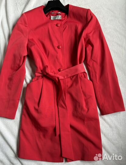 Плащ женский розовый