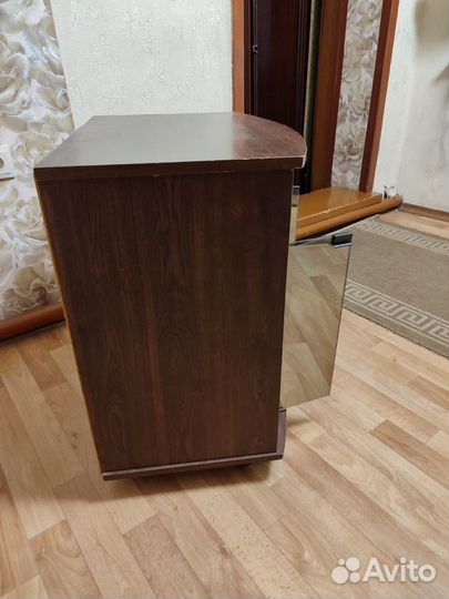 Тумба под телевизор