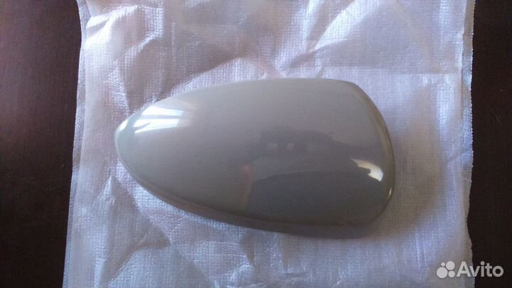 Крышка зеркала правого Chevrolet Cruze