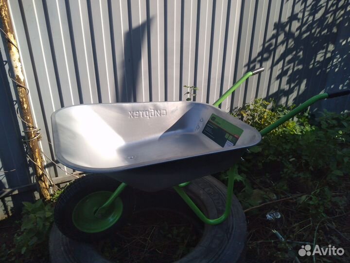 Тачка садовая строительная