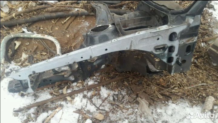 Передняя левая четверть для Ауди 100 A6 45 кузов