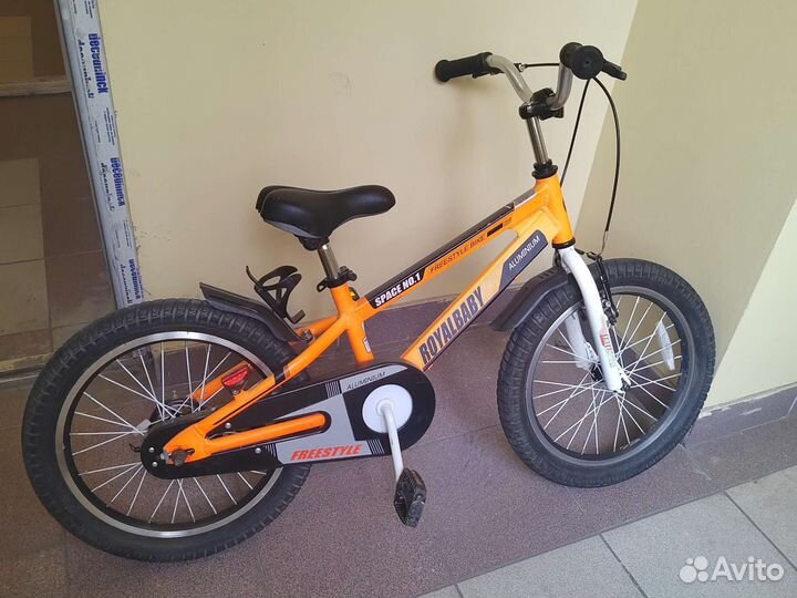 Детский велосипед royal baby 18