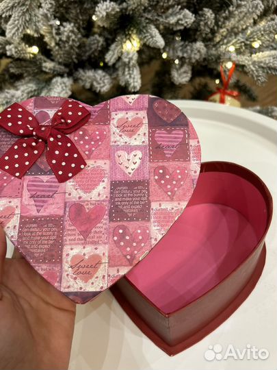 Коробка подарочная сердце