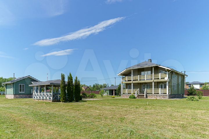 Коттедж 217 м² на участке 80 сот.