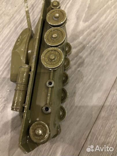 Модель Танк Т-34 металл СССР