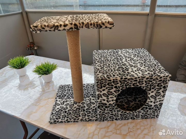 Домик для кошки с когтеточкой