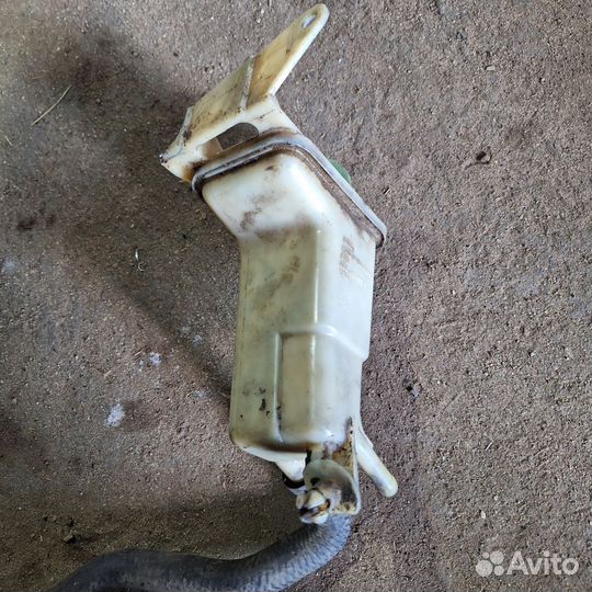 Бачок гидроусилителя Volkswagen Passat B5