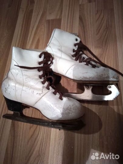 Коньки фигурные