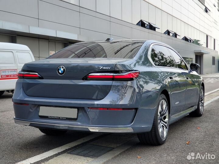 BMW 7 серия 3.0 AT, 2022, 4 500 км