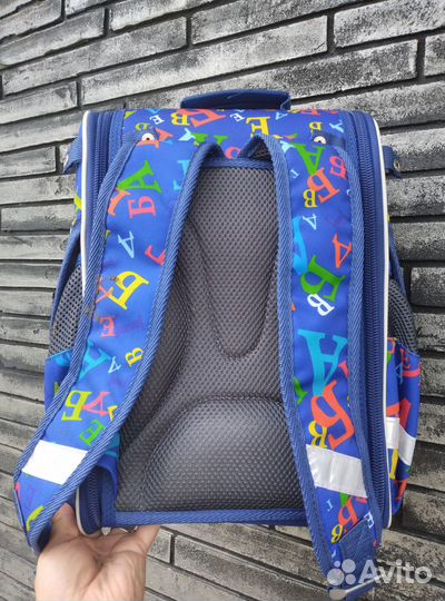 Школьный рюкзак