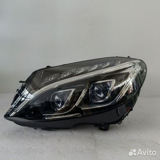 Фара левая Mercedes W205 C205 LED C-Class