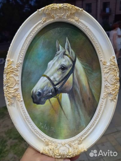 Картины маслом в овале