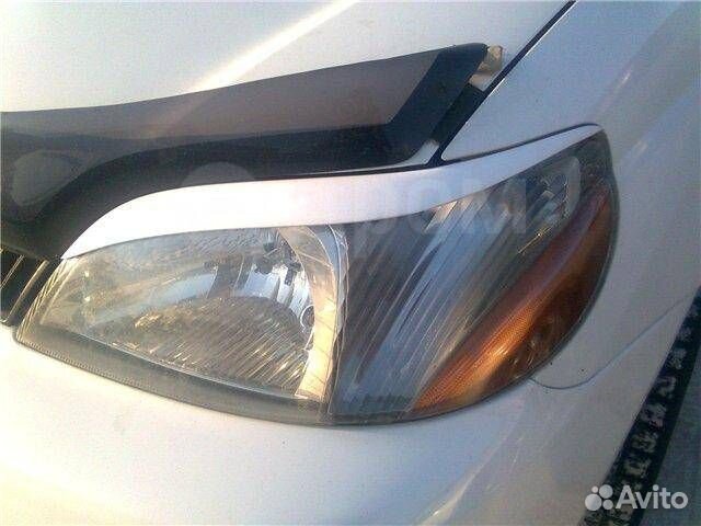Реснички на фары toyota platz 1999-2005