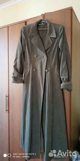 Плащ женский