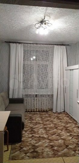 Комната 17 м² в 4-к., 1/5 эт.